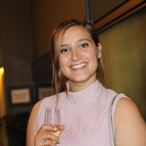 Meet your Posher, Sari